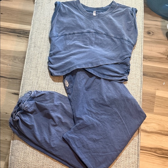 Free People Movement Hot Shot Crossover Set Midnight Navy Size Large - Picture 3 of 10